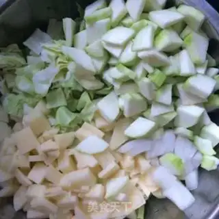 Make Tomato flag noodles step 1