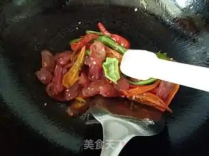 Make Cream pepper fried sausage step 5