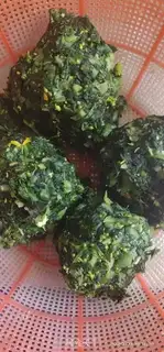 Make The green gravy dumplings step 1