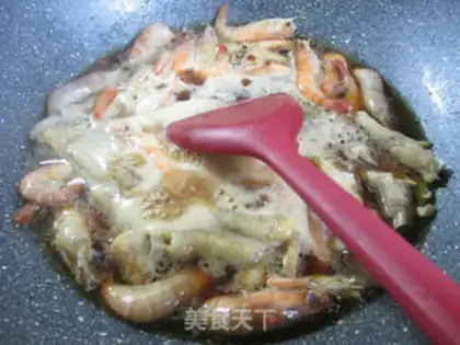 Make Chicken claws burning shrimp step 8