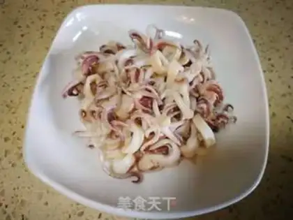Make Spicy little squid step 8