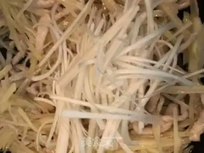 Make Spicy ginger sprouts step 3