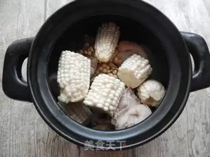 Make Soybeans, poach soup step 3