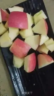 Make Apple fried meat step 1