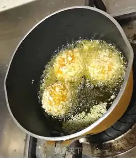 Make Pumpkin balls step 4