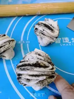 Make Black sesame roll step 10