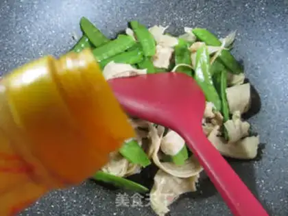 Make Dutch Bean Mask step 3