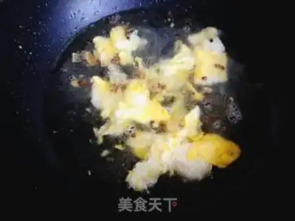 Make Eggs and noodles step 5