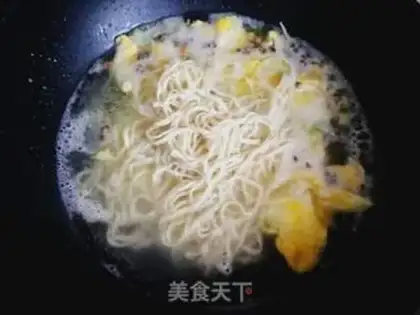 Make Eggs and noodles step 6
