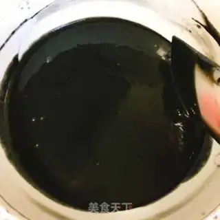 Make Charcoal black cake step 4