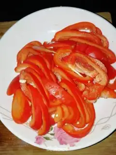 Make Sweet pepper fried meat step 1