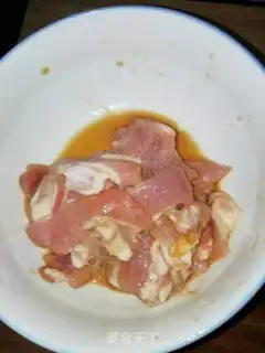 Make Sweet pepper fried meat step 2