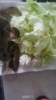 Make Garlic shrimp cabbage step 0