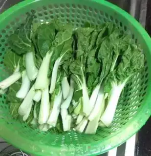 Make Garlic and pastry step 1