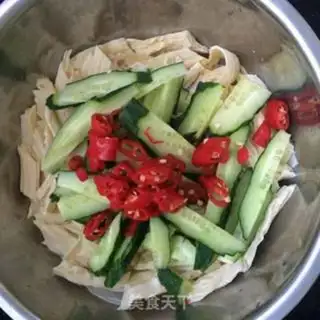 Make A cucumber collide step 3