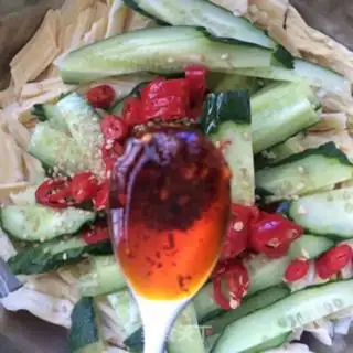 Make A cucumber collide step 4
