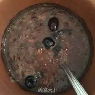 Make Nutritional breakfast congee step 1
