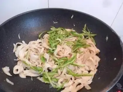 Make Pepper noodle step 3