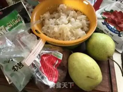 Make Pear soup step 0
