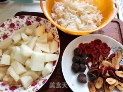Make Pear soup step 1