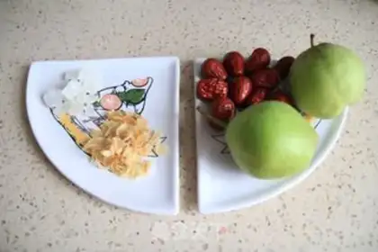 Make lilies pear soup step 0