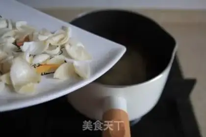 Make lilies pear soup step 7