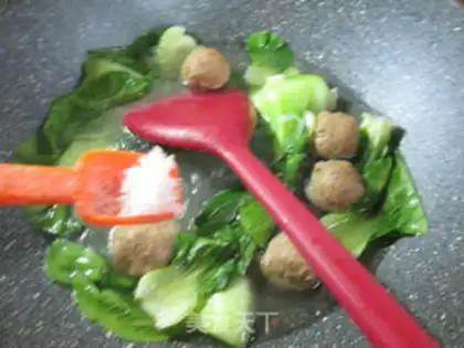 Make Cream beefballs step 5