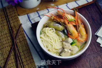 Make Shrimp noodles step 7