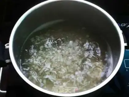 Make Cream shrimp, white melon soup step 3
