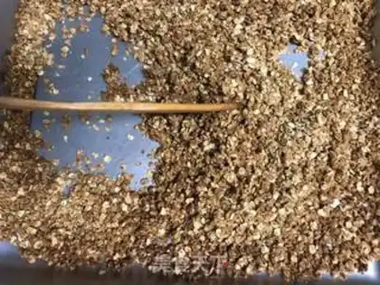 Make Homemade low-calorie cereal step 2