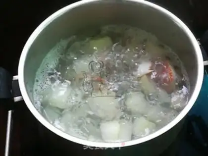 Make Pond melons, seafood soup step 5