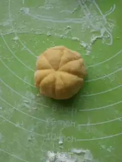 Make Pumpkin buns step 5