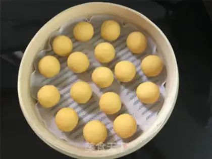 Make Pumpkin rice round step 5
