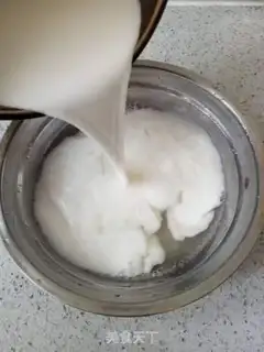 Make The red grapefruit milk freeze step 6