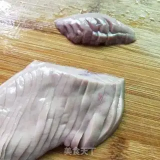 Make ♪ Onions to fry ♪ step 1