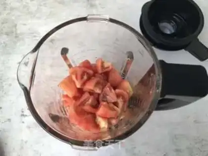 Make Tomato sauce pasta step 2