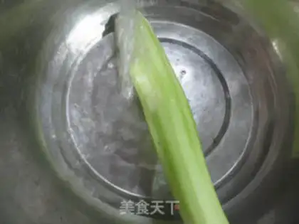 Make The noodles are made at night step 1