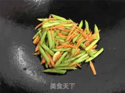 Make Carrot and stork step 7