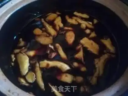 Make Pig-legged ginger an egg step 2