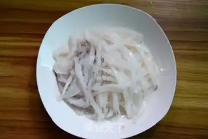 Make Cucumber squid step 3