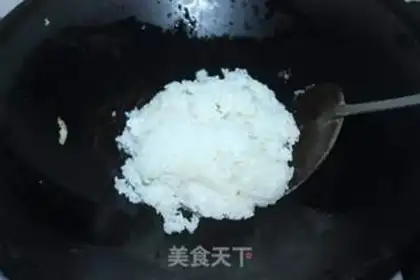 Make Soy sauce, fried rice step 3