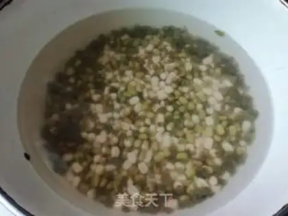 Make Green bean cake step 1