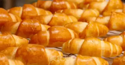 Make Japanese salt rolls step 15