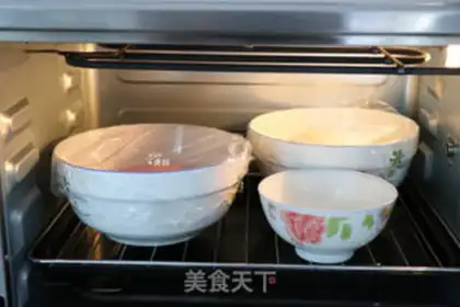 Make Double-coloured buns step 8