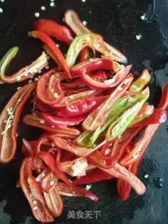 Make Paprika noodle step 1