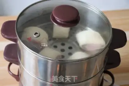 Make Double-coloured buns step 16