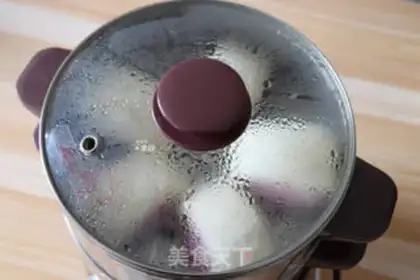 Make Double-coloured buns step 17