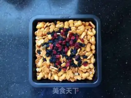 Make Black sesame fruit and snow souffle step 0