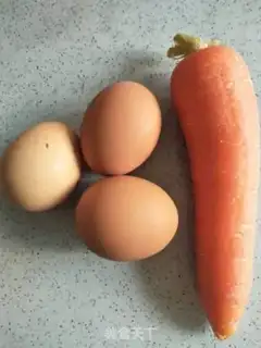 Make Carrot fried eggs step 0