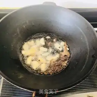 Make Spicy pot step 2